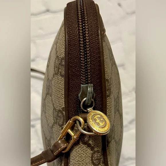 Gucci GG Supreme Vintage Brown Crossbody / Shoulder Bag In Beautiful Condition. - Picture 4 of 16